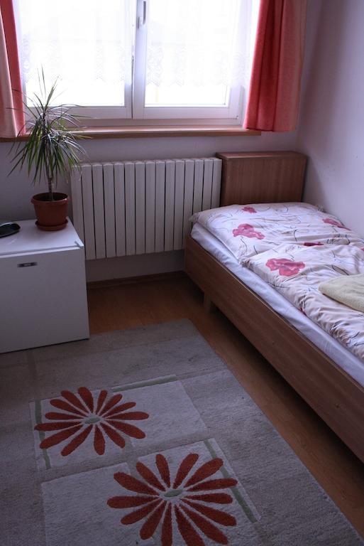 Penzion Koras Vrutky Room photo
